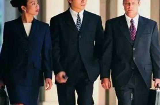 怎么避免公司列入黑名单？